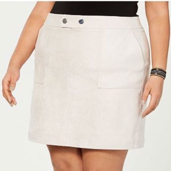 NWOT INC Faux Suede Mini Skirt M Cream - Picture 1 of 12